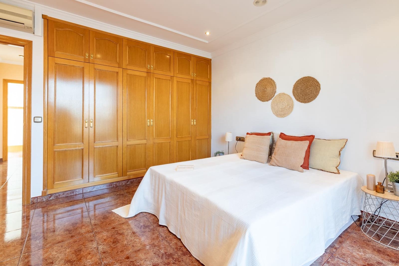 5 soveværelse Rækkehus til salg i Canals med garage - € 360.000 (Ref: 8827709)