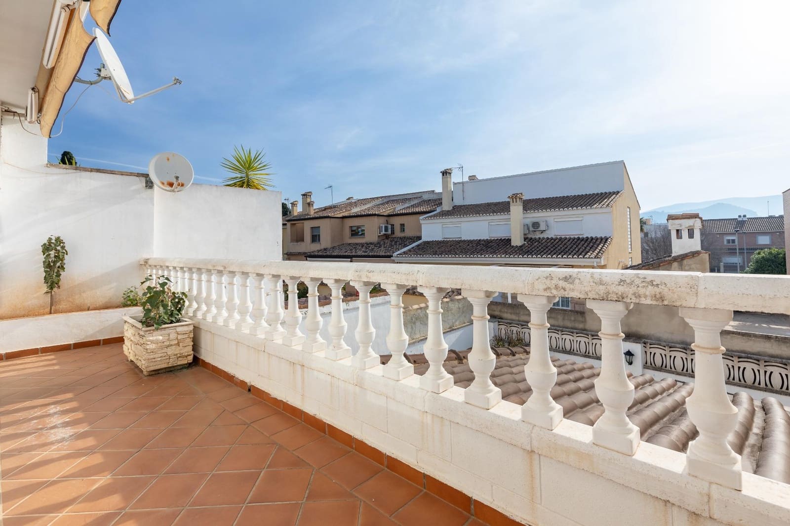 5 soveværelse Rækkehus til salg i Canals med garage - € 360.000 (Ref: 8827709)