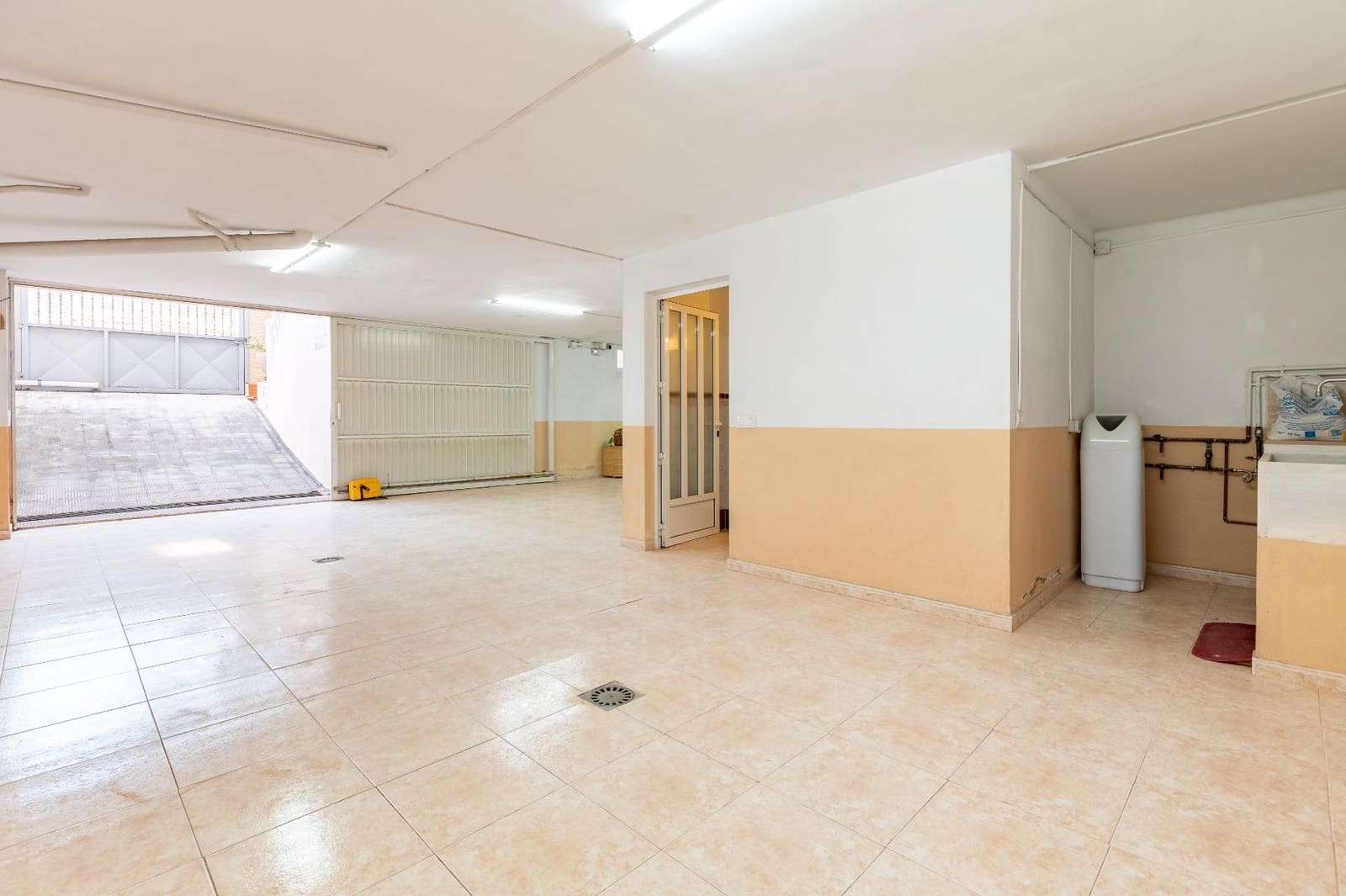 5 soveværelse Rækkehus til salg i Canals med garage - € 360.000 (Ref: 8827709)