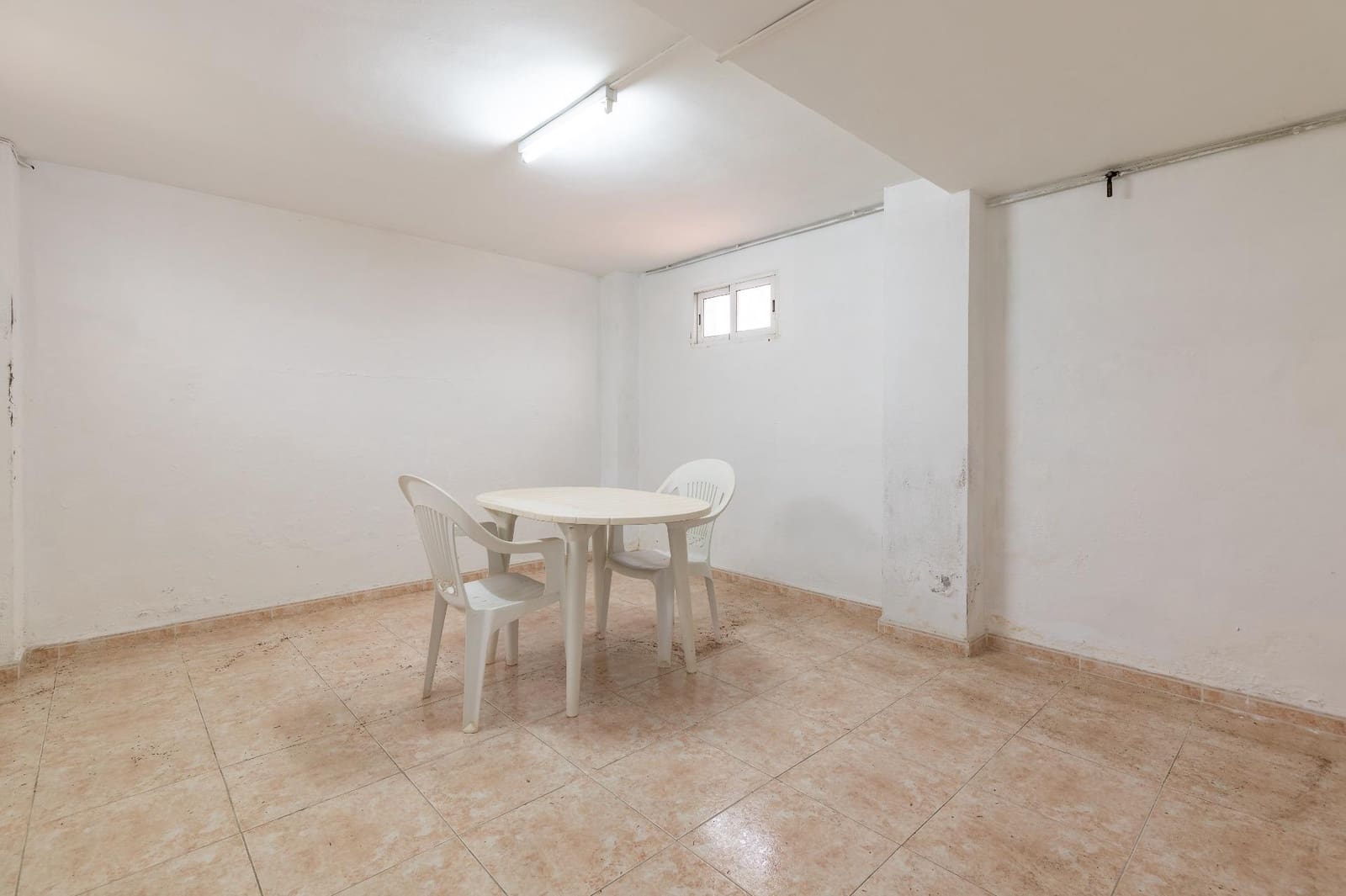 5 soveværelse Rækkehus til salg i Canals med garage - € 360.000 (Ref: 8827709)