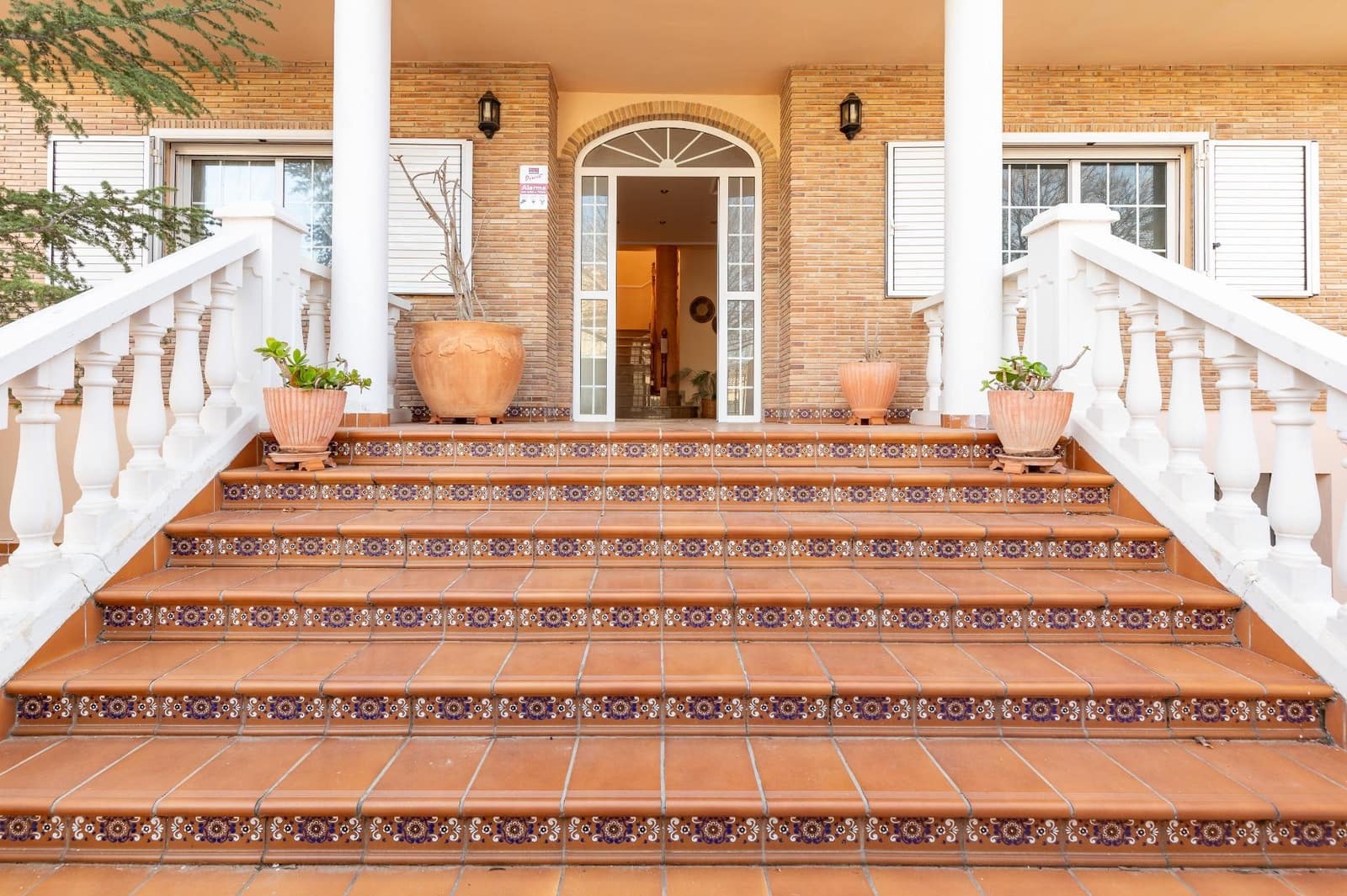 5 soveværelse Rækkehus til salg i Canals med garage - € 360.000 (Ref: 8827709)