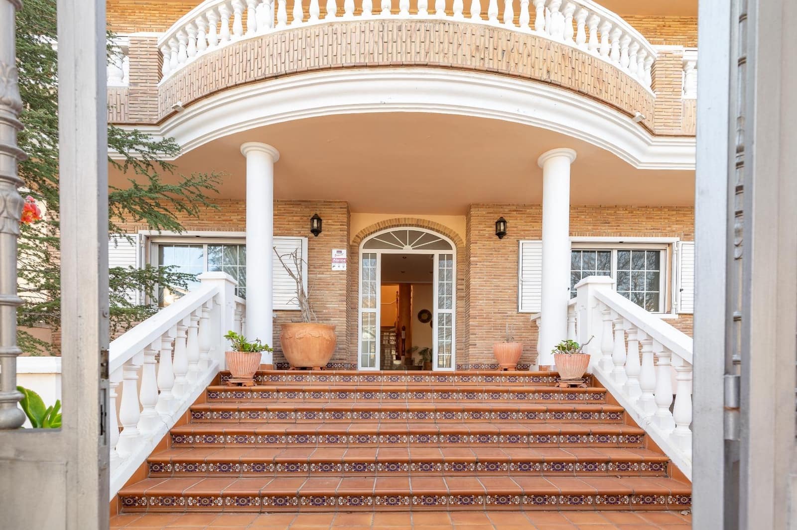 5 soveværelse Rækkehus til salg i Canals med garage - € 360.000 (Ref: 8827709)