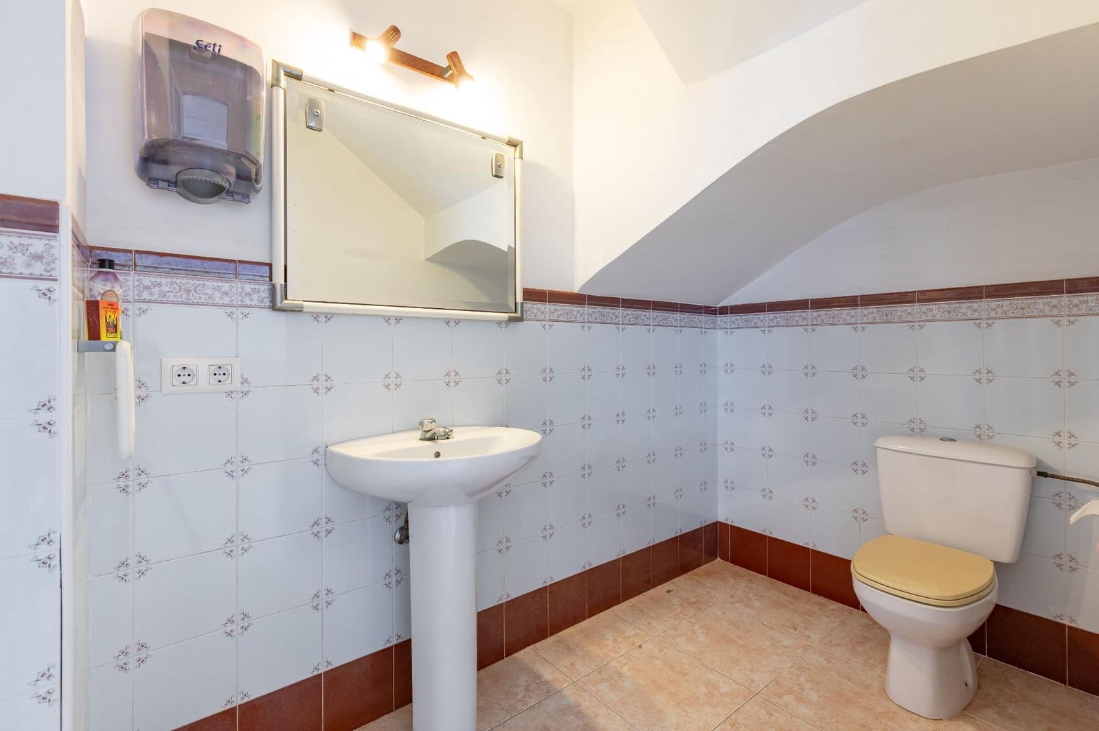 5 soveværelse Rækkehus til salg i Canals med garage - € 360.000 (Ref: 8827709)