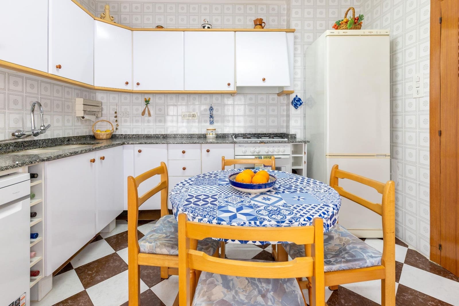 6 soverom Villa til salgs i Betera med garasje - € 800 000 (Ref: 8903054)