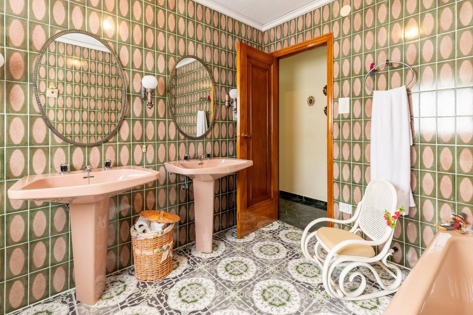 6 soverom Villa til salgs i Betera med garasje - € 800 000 (Ref: 8903054)