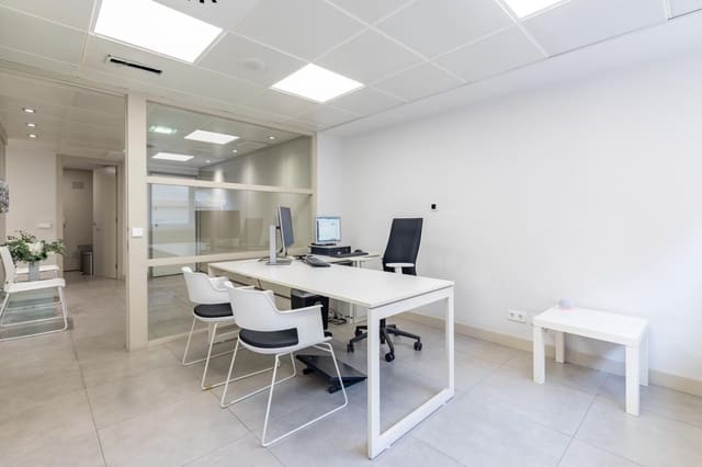 Kontor til salg i Sant Francesc, Valencia by - € 500.000 (Ref: 8926442)