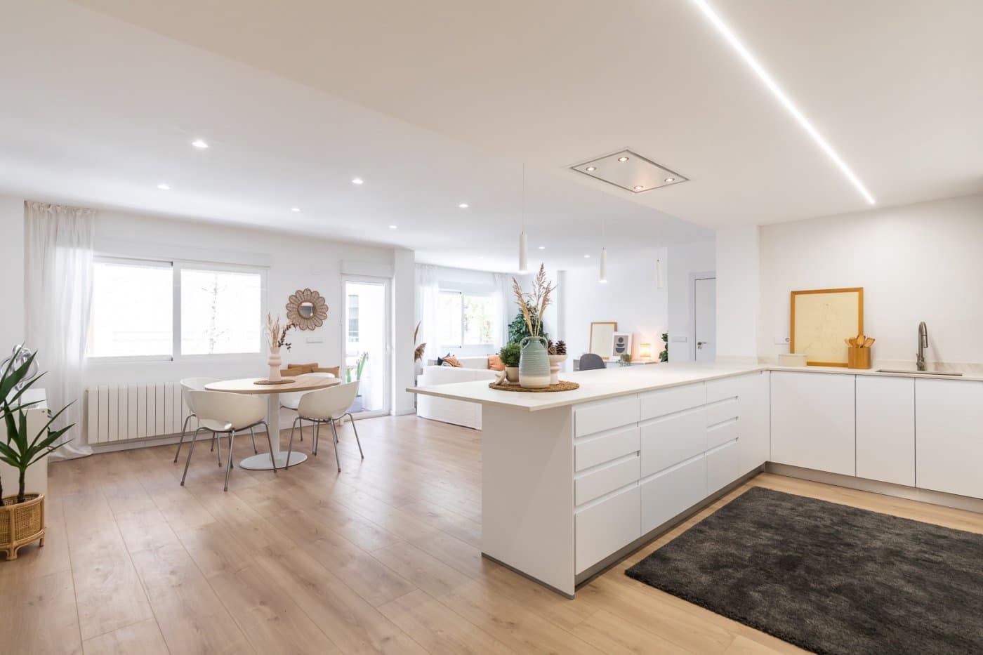 3 soveværelse Lejlighed til salg i Valencia by med garage - € 850.000 (Ref: 9023799)