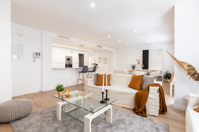 3 slaapkamer Flat te koop in El Pla del Remei, Valencia stad met garage - € 850.000 (Ref: 9023799)