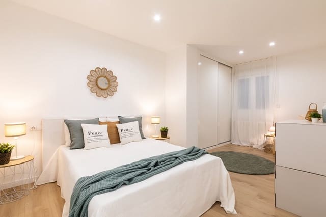 3 slaapkamer Flat te koop in El Pla del Remei, Valencia stad met garage - € 850.000 (Ref: 9023799)