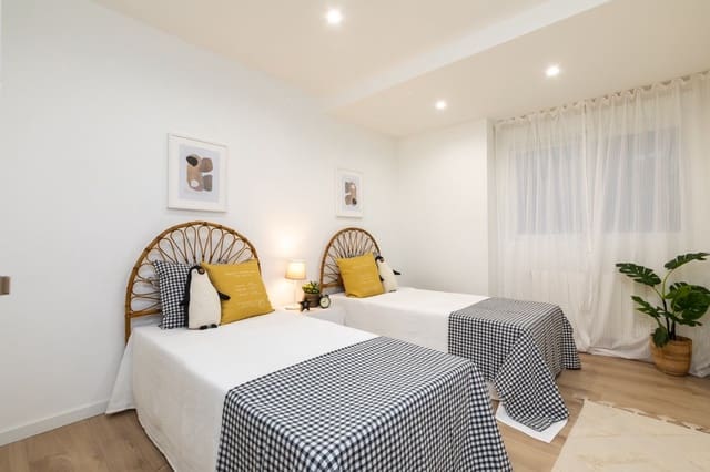 3 slaapkamer Flat te koop in El Pla del Remei, Valencia stad met garage - € 850.000 (Ref: 9023799)