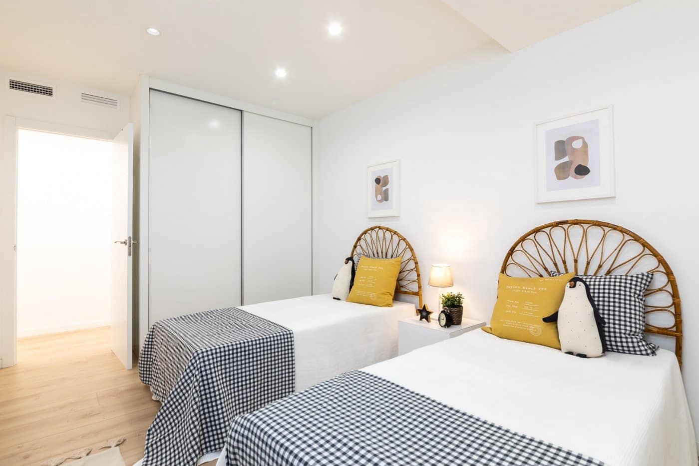 3 soveværelse Lejlighed til salg i Valencia by med garage - € 850.000 (Ref: 9023799)