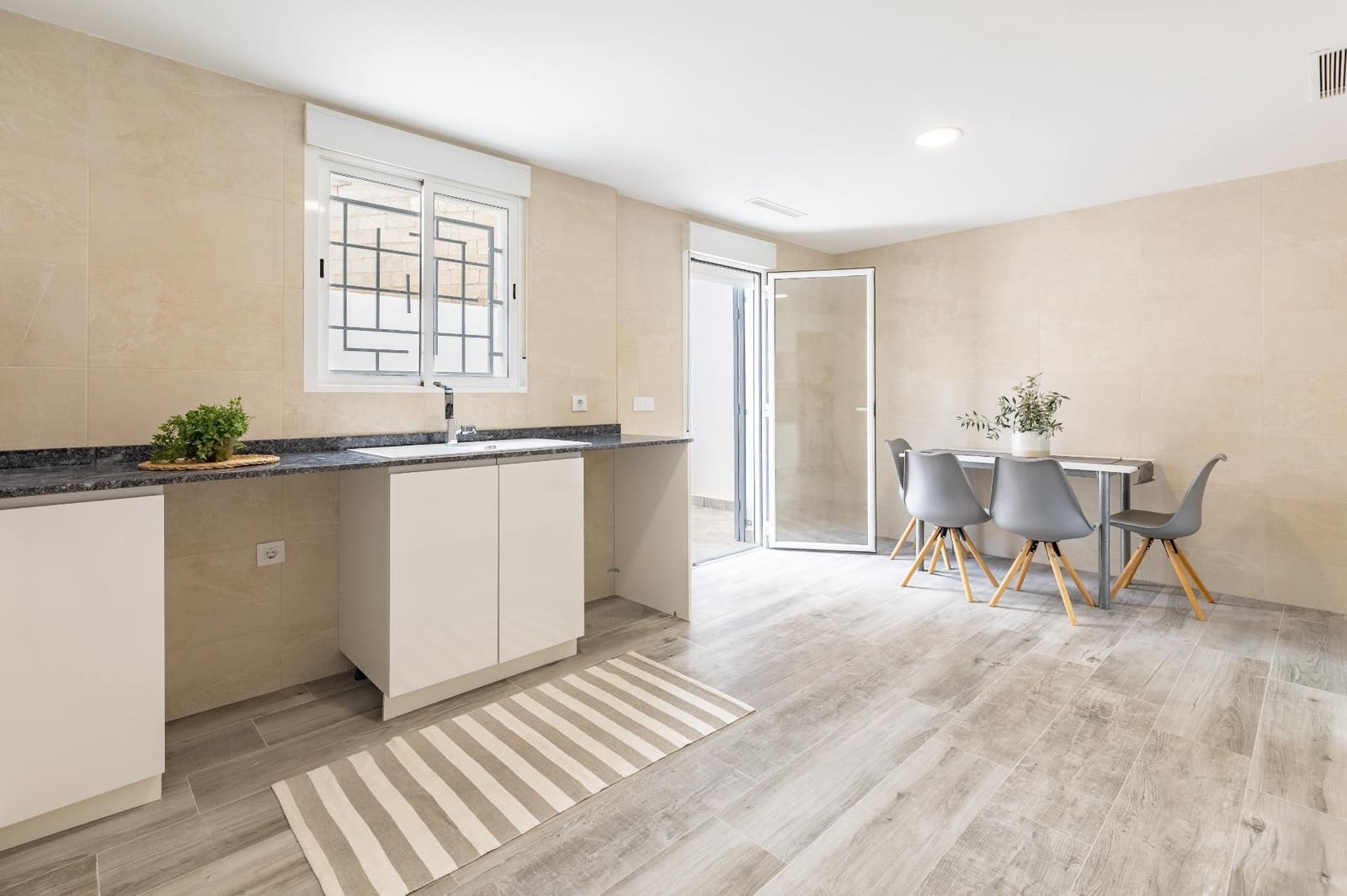 3 soveværelse Byhus til salg i Pedralba - € 250.000 (Ref: 9059654)