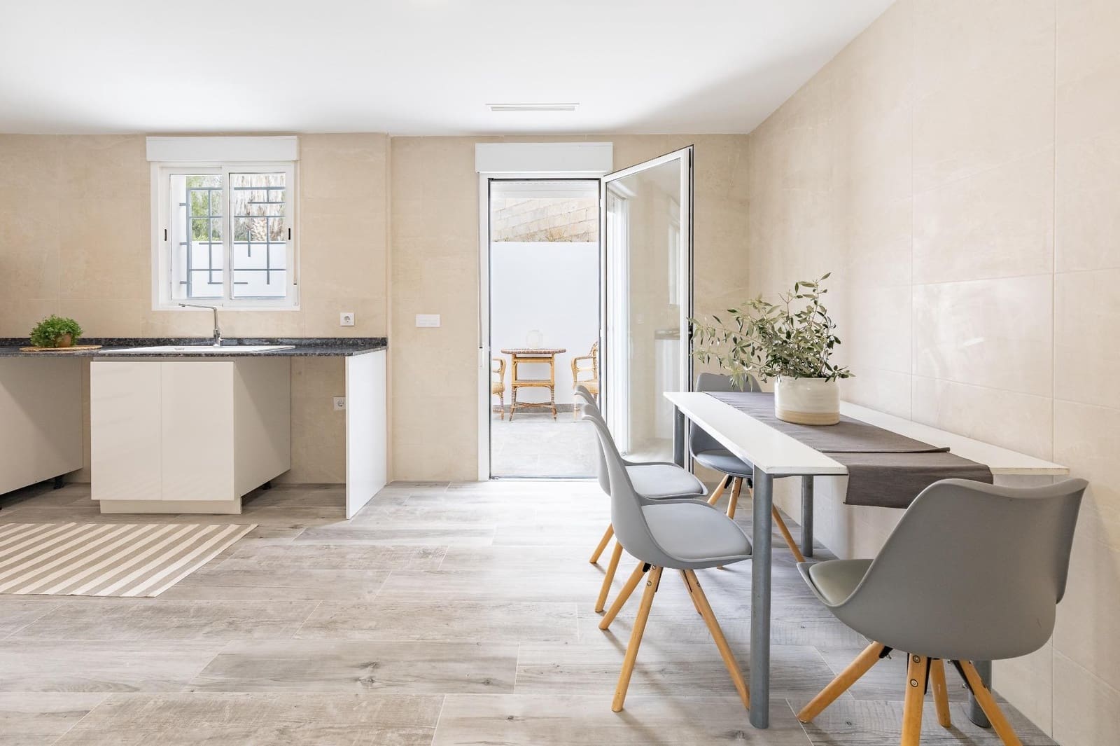 3 soveværelse Byhus til salg i Pedralba - € 250.000 (Ref: 9059654)