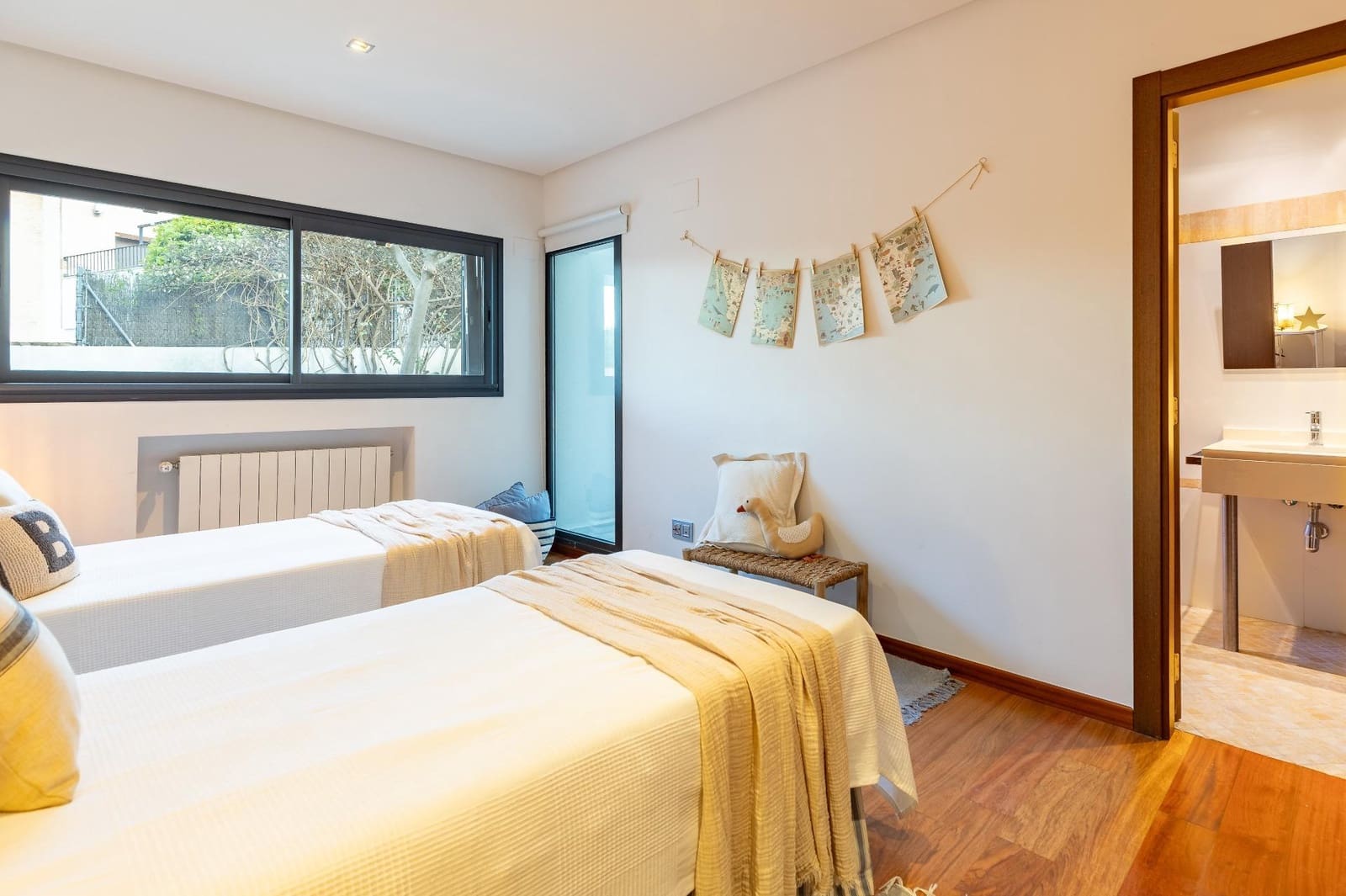 4 soveværelse Villa til salg i Naquera med swimmingpool garage - € 800.000 (Ref: 9075324)