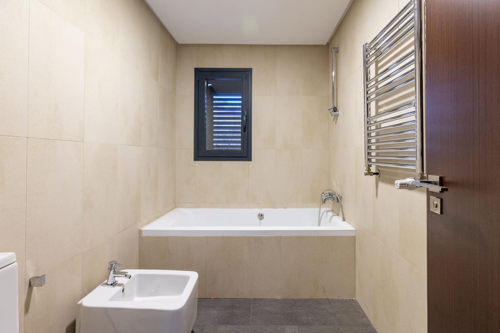 4 soveværelse Villa til salg i Naquera med swimmingpool garage - € 800.000 (Ref: 9075324)