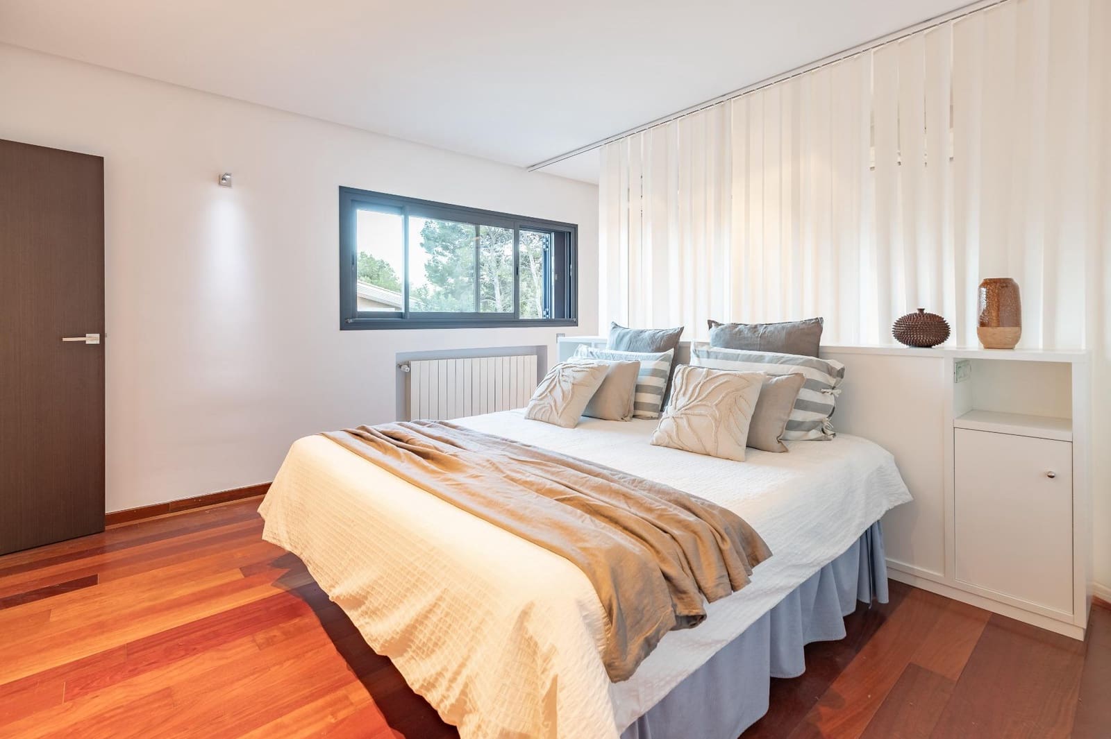 4 soveværelse Villa til salg i Naquera med swimmingpool garage - € 800.000 (Ref: 9075324)