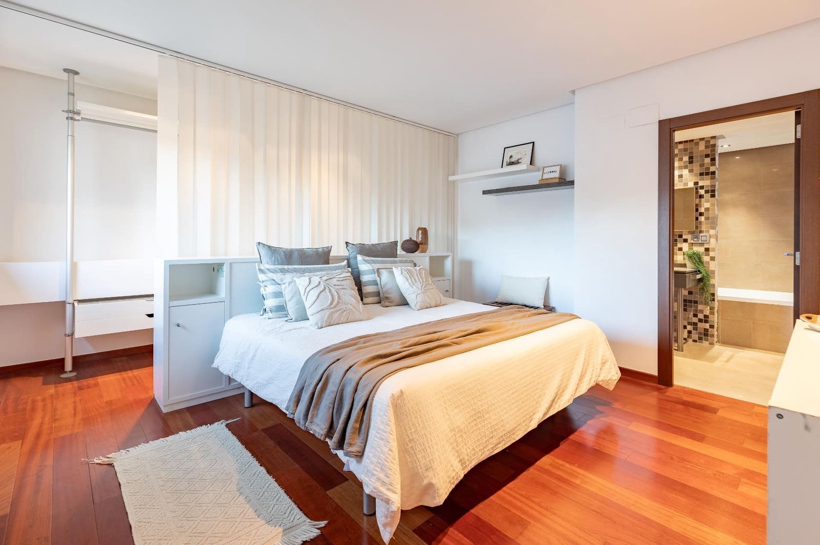 4 soveværelse Villa til salg i Naquera med swimmingpool garage - € 800.000 (Ref: 9075324)