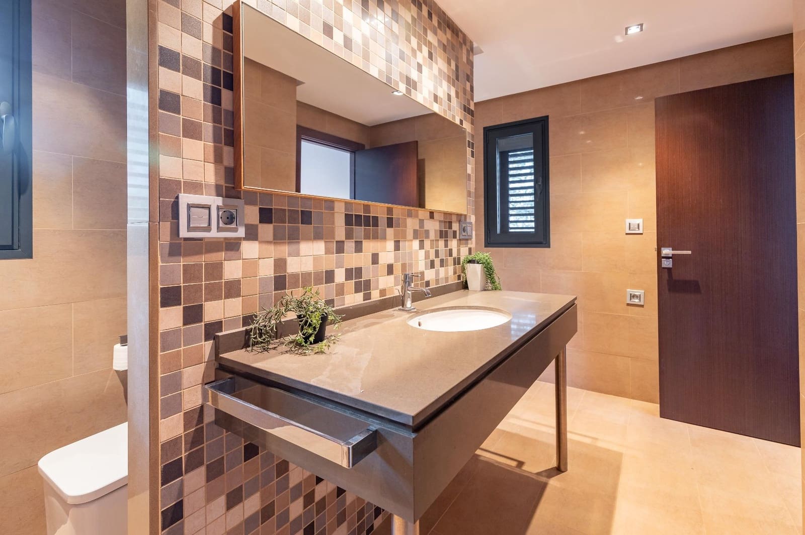 4 soveværelse Villa til salg i Naquera med swimmingpool garage - € 800.000 (Ref: 9075324)