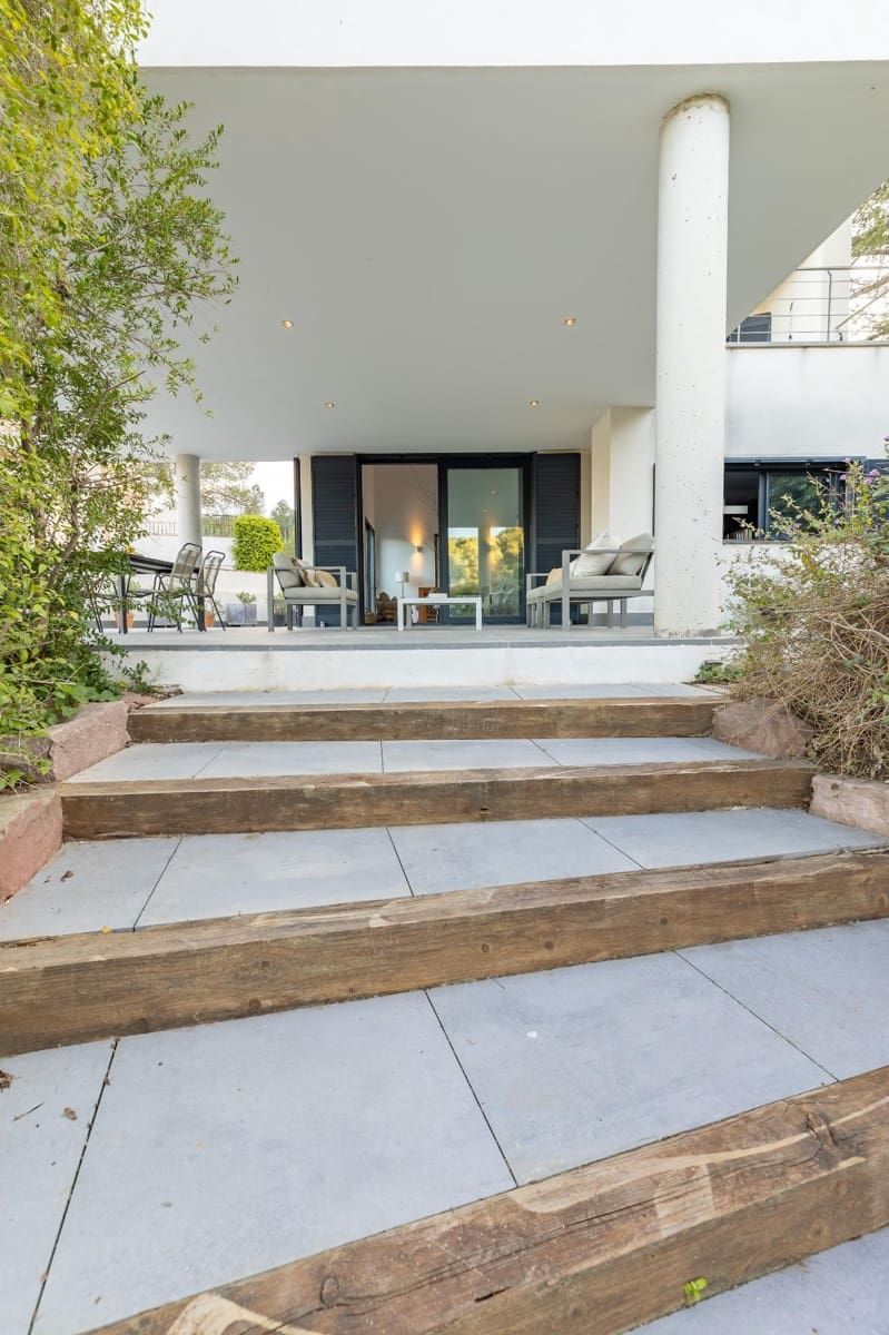 4 soveværelse Villa til salg i Naquera med swimmingpool garage - € 800.000 (Ref: 9075324)