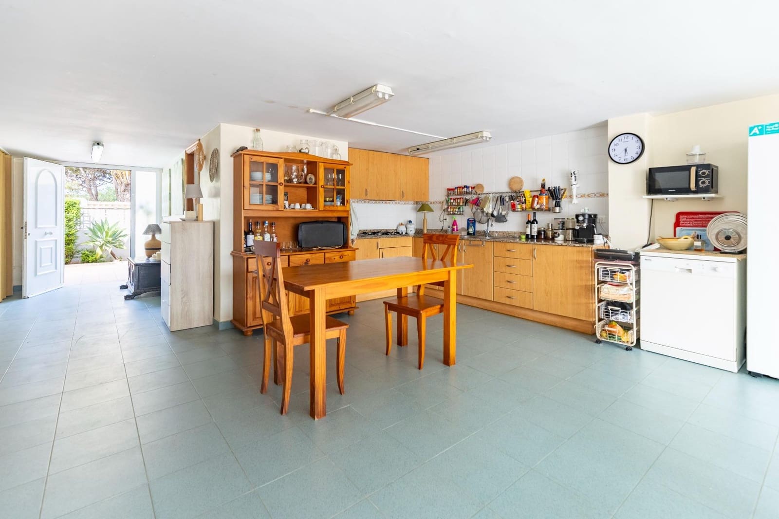 4 soveværelse Villa til salg i Oliva Nova - € 480.000 (Ref: 9075836)