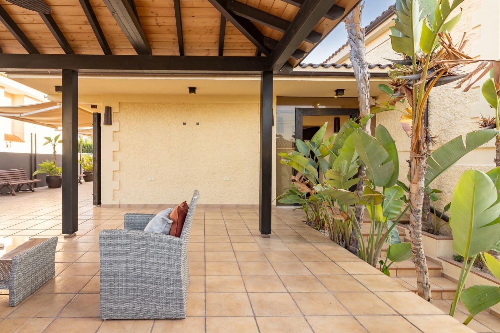 3 soveværelse Villa til salg i Chilches med swimmingpool garage - € 540.000 (Ref: 9095473)