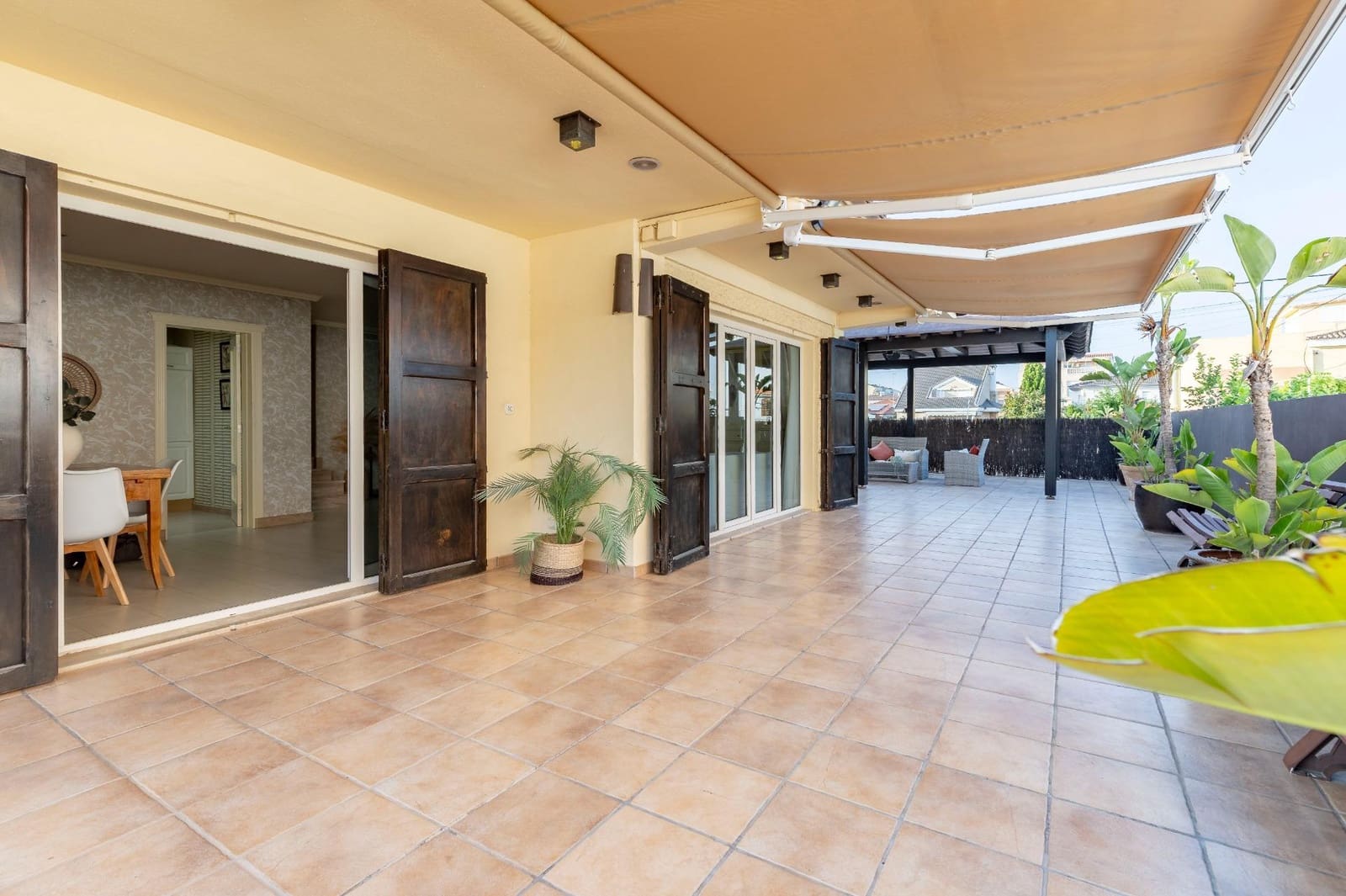 3 soveværelse Villa til salg i Chilches med swimmingpool garage - € 540.000 (Ref: 9095473)