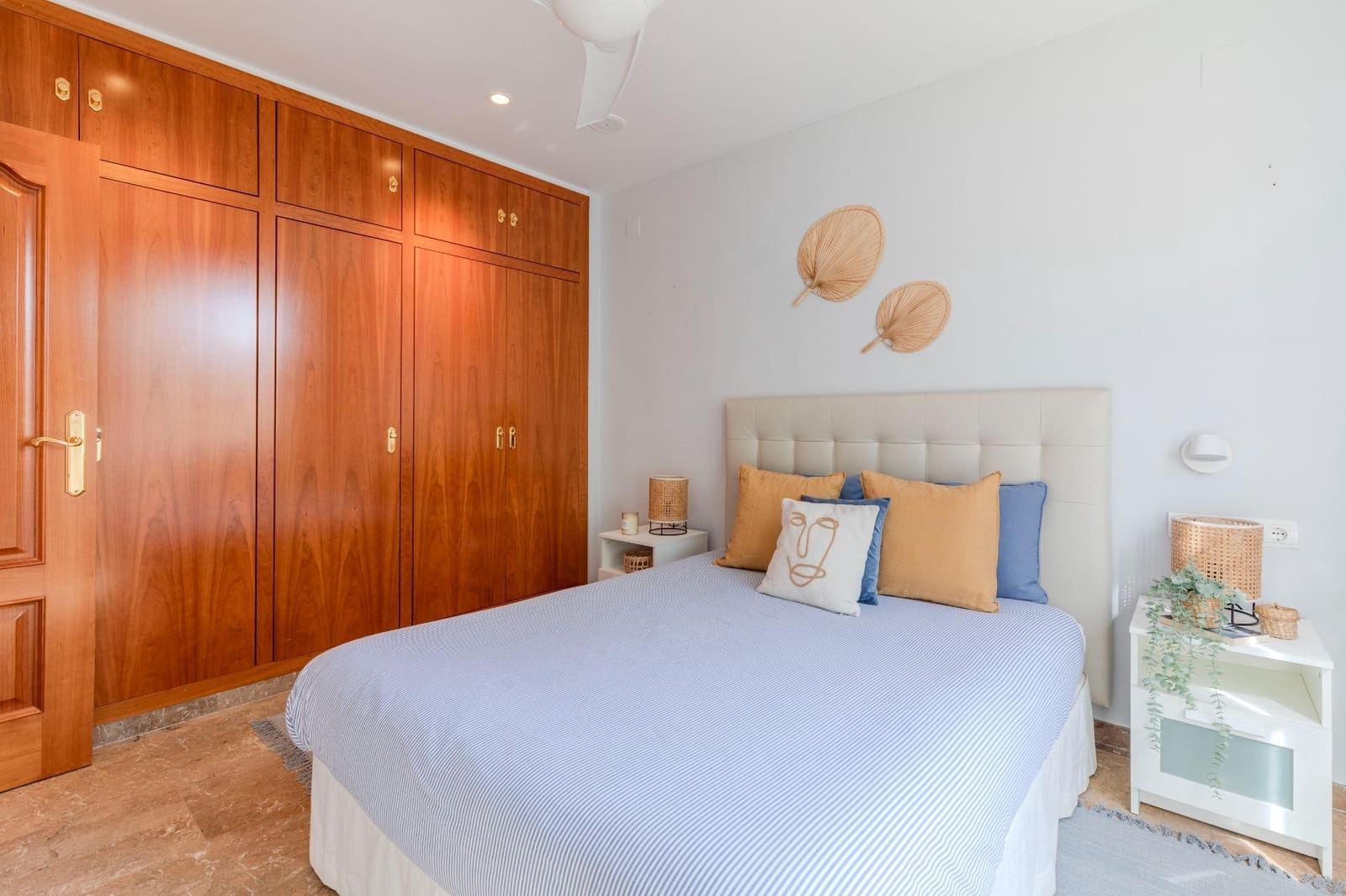 5 soverom Villa til salgs i L'Eliana med svømmebasseng garasje - € 1 100 000 (Ref: 9176600)