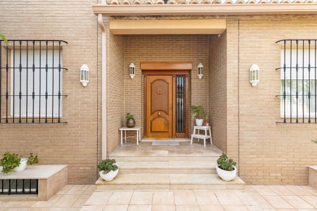 5 soverom Villa til salgs i L'Eliana med svømmebasseng garasje - € 1 100 000 (Ref: 9176600)