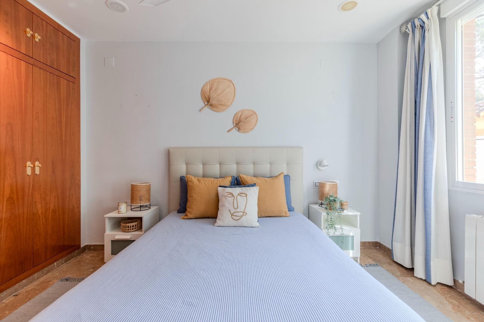 5 soverom Villa til salgs i L'Eliana med svømmebasseng garasje - € 1 100 000 (Ref: 9176600)