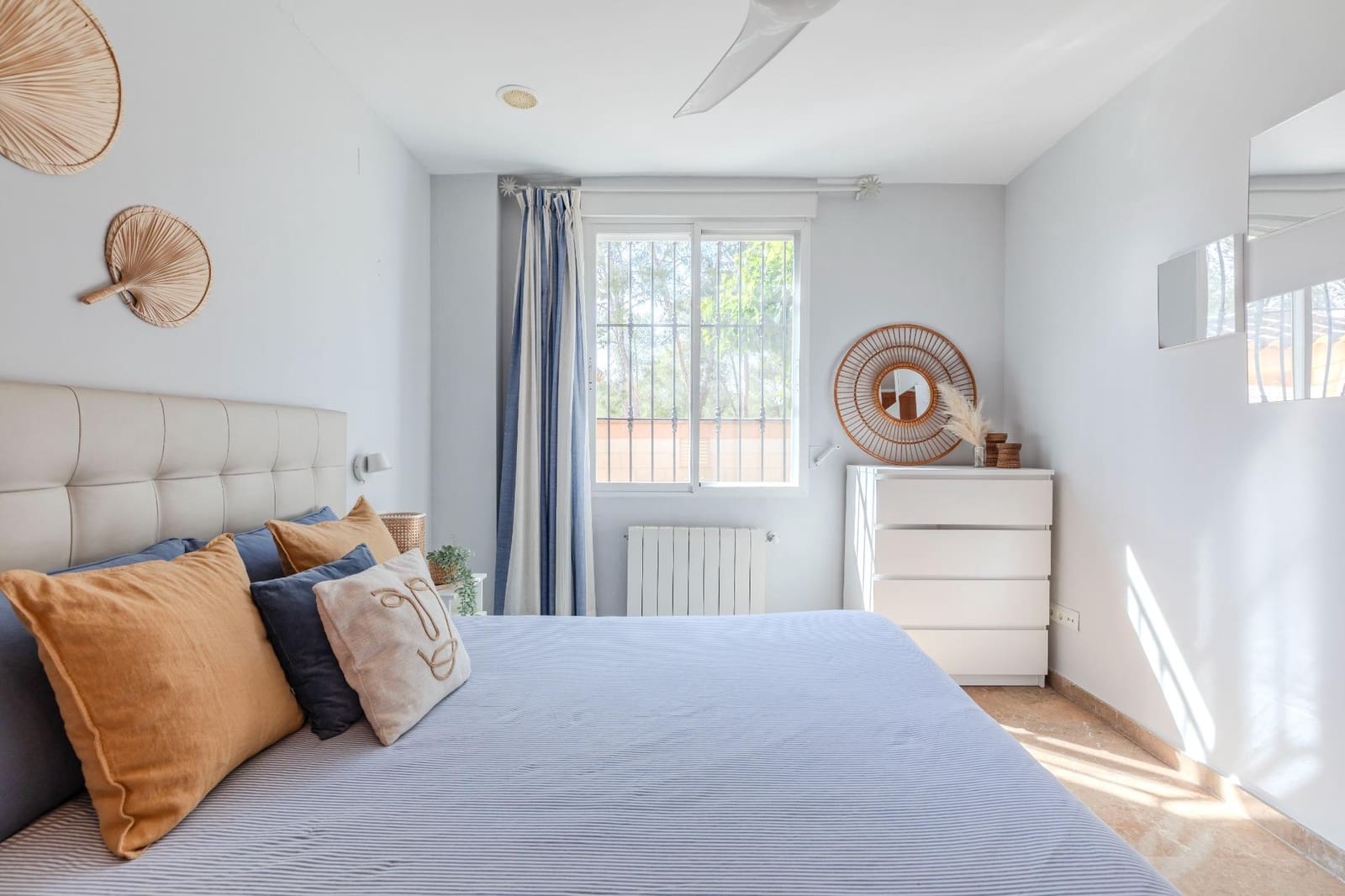 5 soverom Villa til salgs i L'Eliana med svømmebasseng garasje - € 1 100 000 (Ref: 9176600)