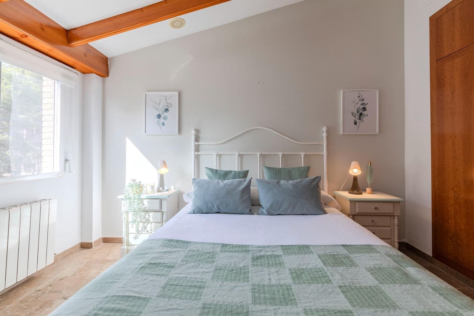 5 soverom Villa til salgs i L'Eliana med svømmebasseng garasje - € 1 100 000 (Ref: 9176600)