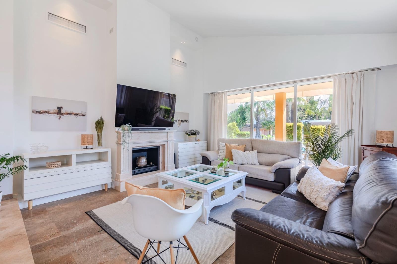 5 soverom Villa til salgs i L'Eliana med svømmebasseng garasje - € 1 100 000 (Ref: 9176600)