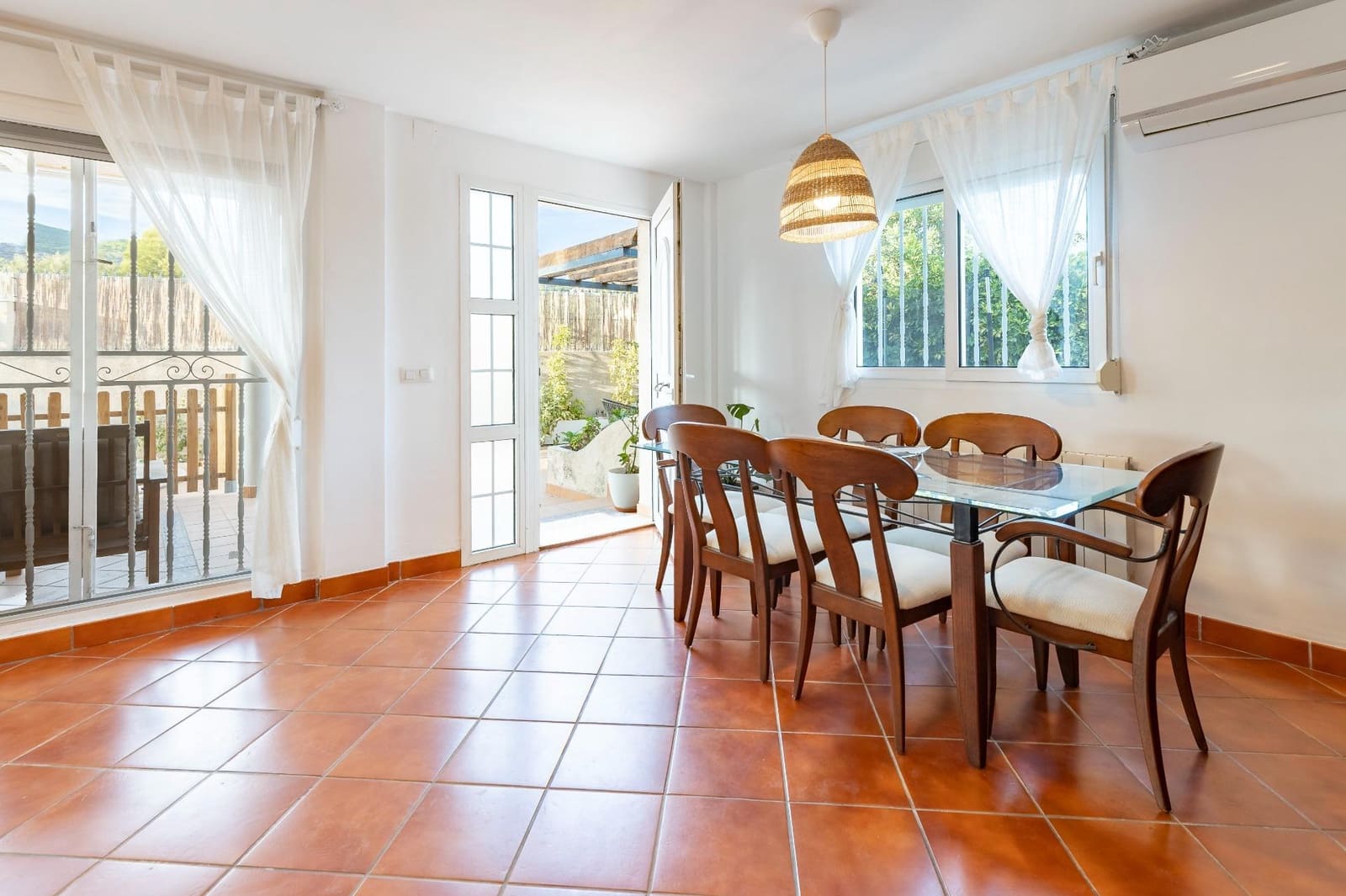 3 soveværelse Villa til salg i Benicassim med garage - € 595.000 (Ref: 9264381)