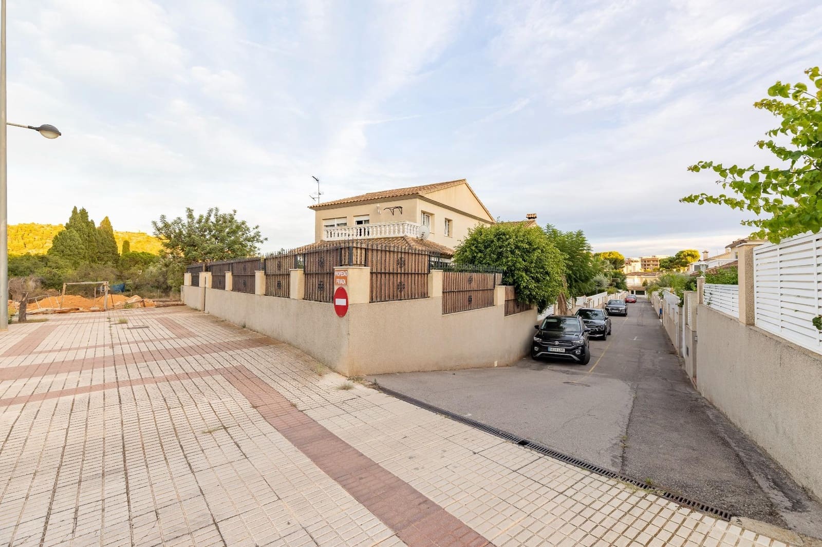 3 soveværelse Villa til salg i Benicassim med garage - € 595.000 (Ref: 9264381)
