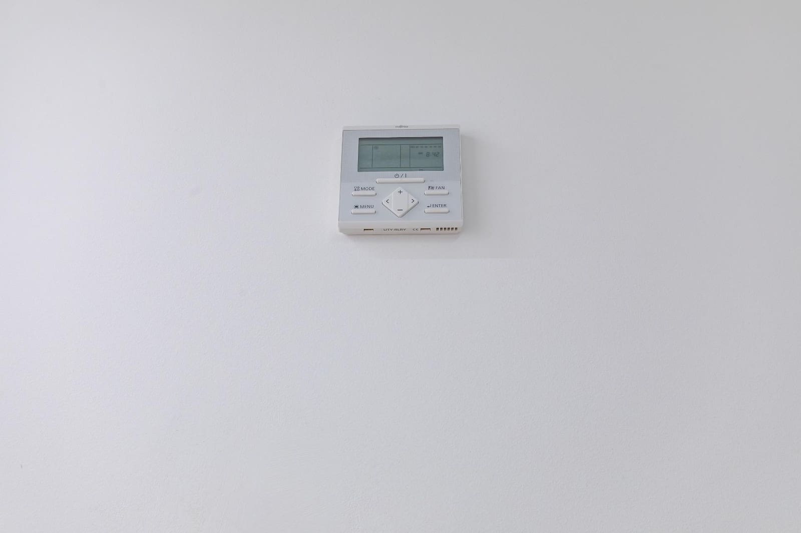 3 makuuhuone Asunto vuokrattavana paikassa Valencia kaupunki - 2 400 € (Ref: 9285135)