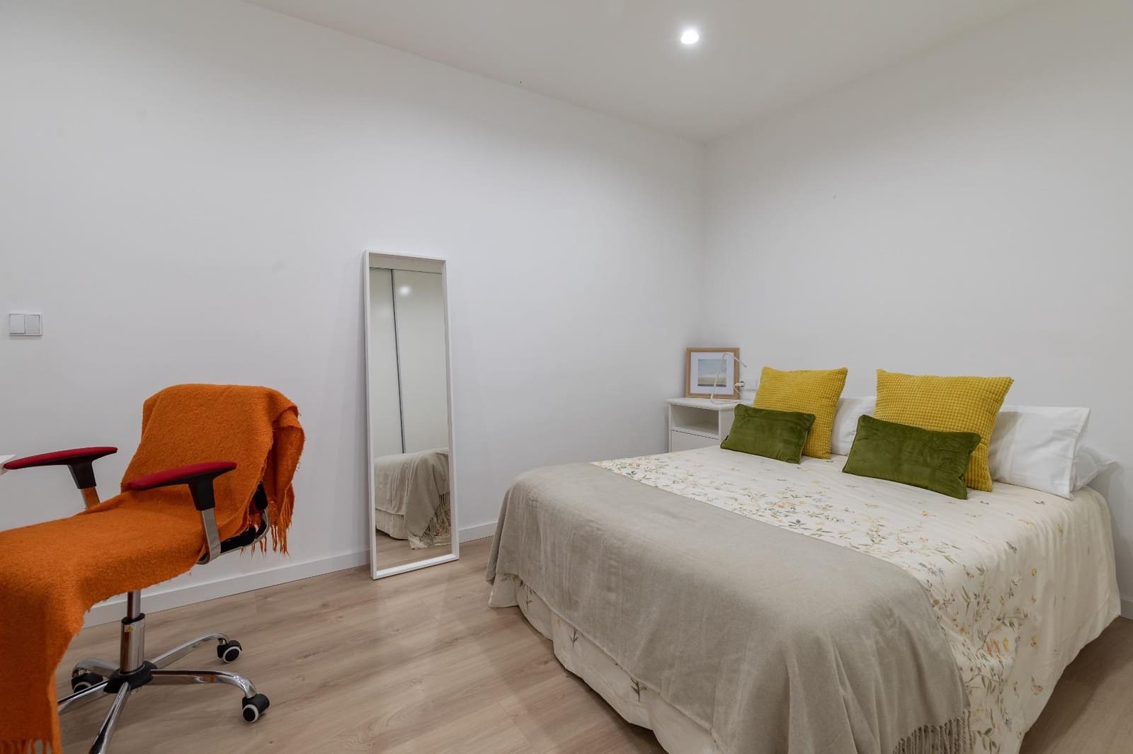 3 makuuhuone Asunto vuokrattavana paikassa Valencia kaupunki - 2 400 € (Ref: 9285135)