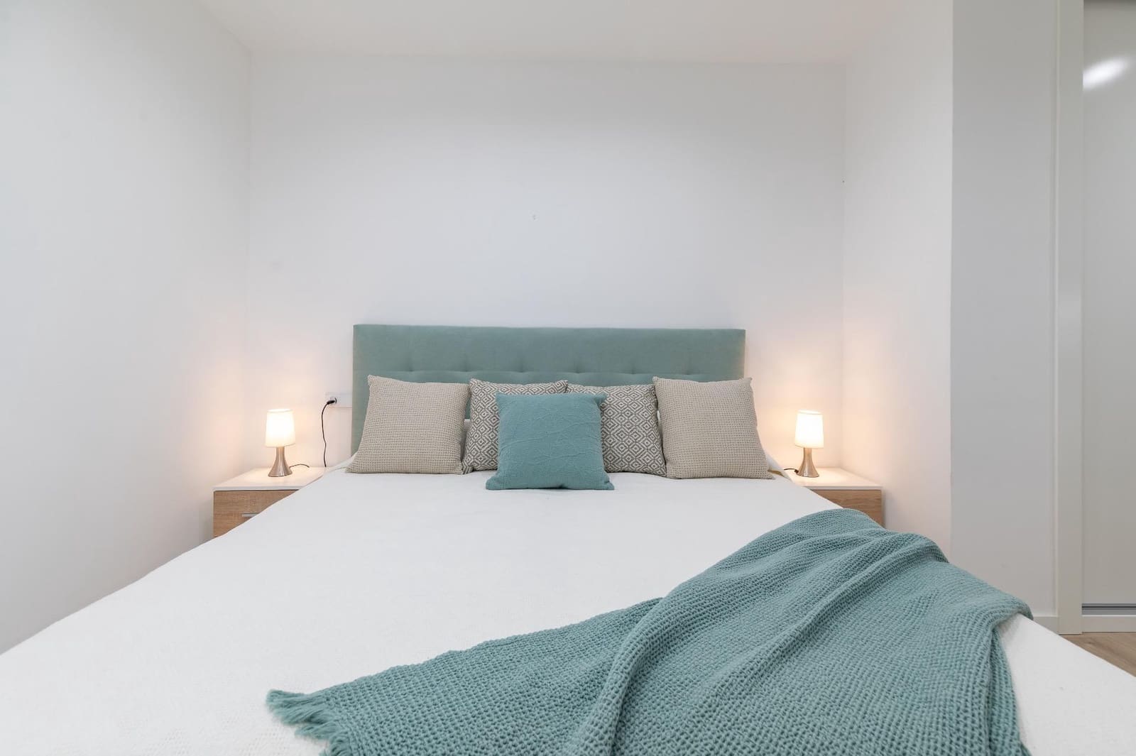 3 makuuhuone Asunto vuokrattavana paikassa Valencia kaupunki - 2 400 € (Ref: 9285135)