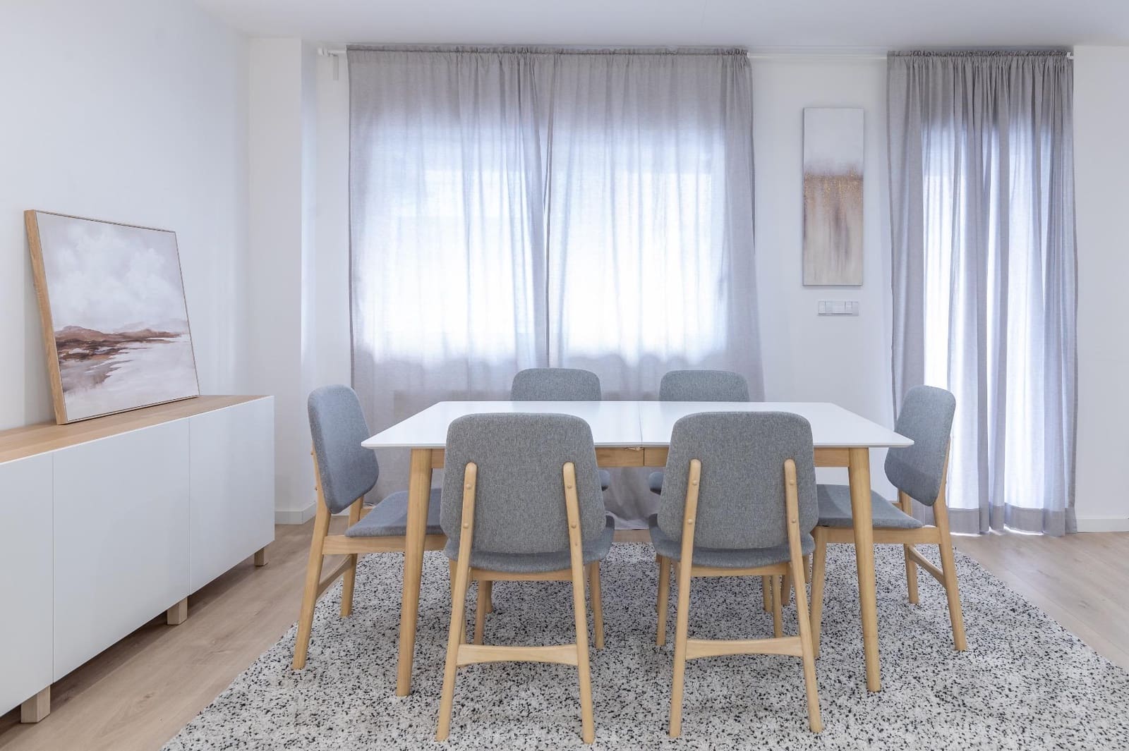 3 makuuhuone Asunto vuokrattavana paikassa Valencia kaupunki - 2 400 € (Ref: 9285135)