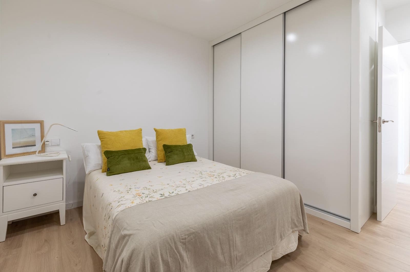 3 makuuhuone Asunto vuokrattavana paikassa Valencia kaupunki - 2 400 € (Ref: 9285135)