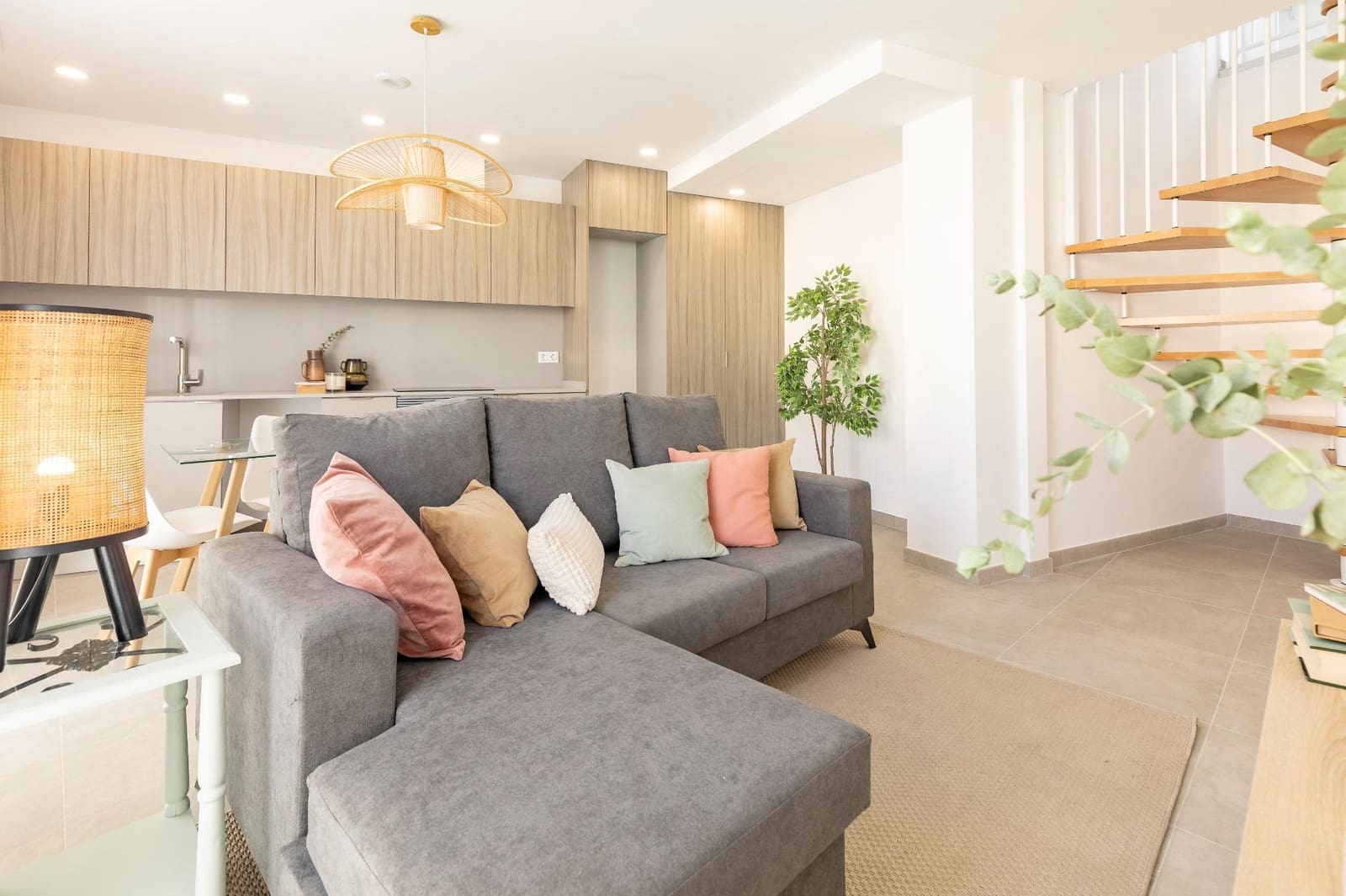 2 soveværelse Penthouse til salg i Manises med swimmingpool - € 240.000 (Ref: 9285136)