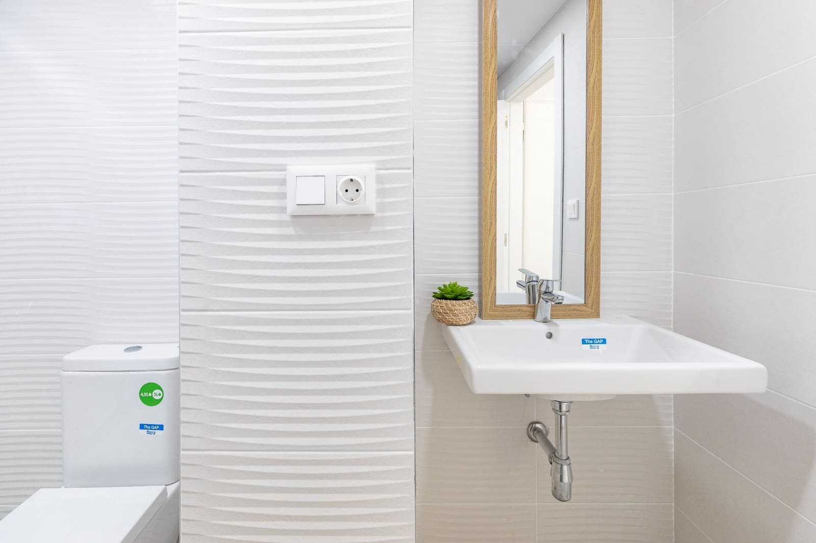 2 soveværelse Penthouse til salg i Manises med swimmingpool - € 240.000 (Ref: 9285136)