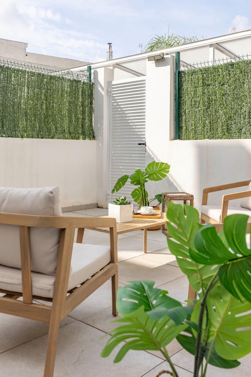 2 bedroom Flat for sale in Manises with pool - € 244,000 (Ref: 9321811)