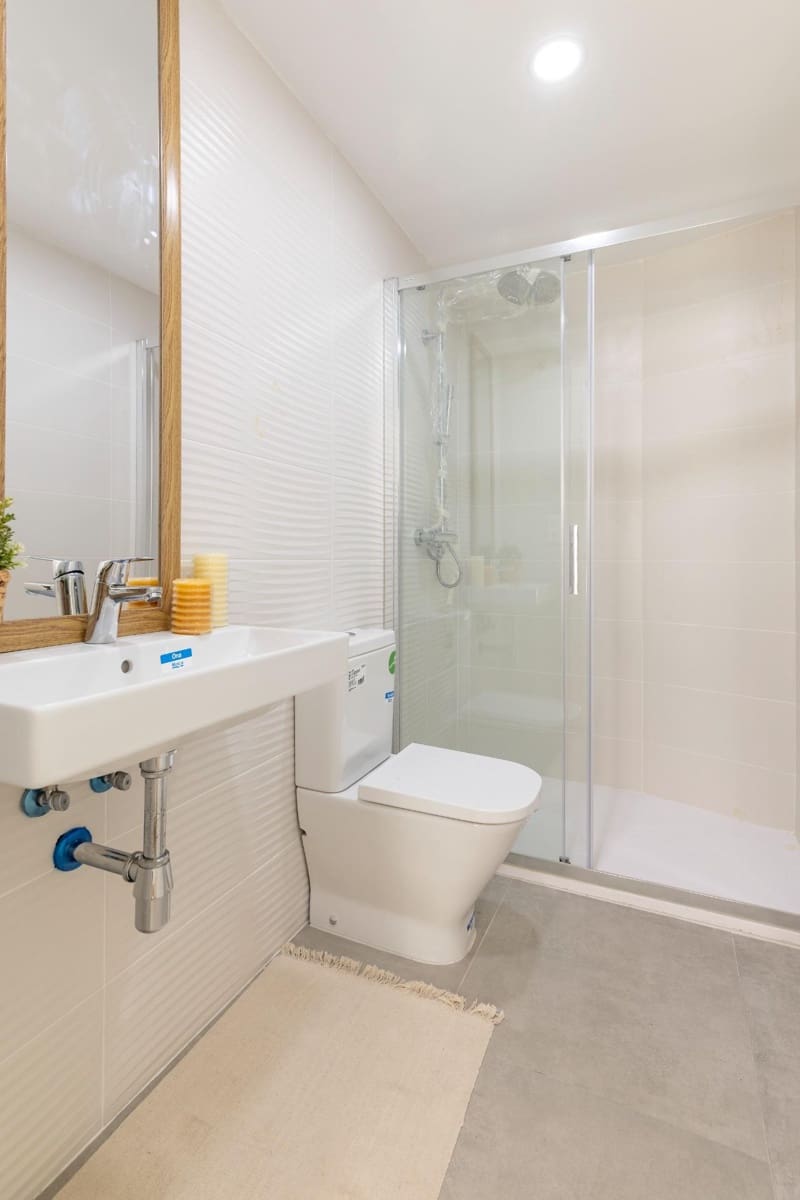 2 bedroom Flat for sale in Manises with pool - € 244,000 (Ref: 9321811)