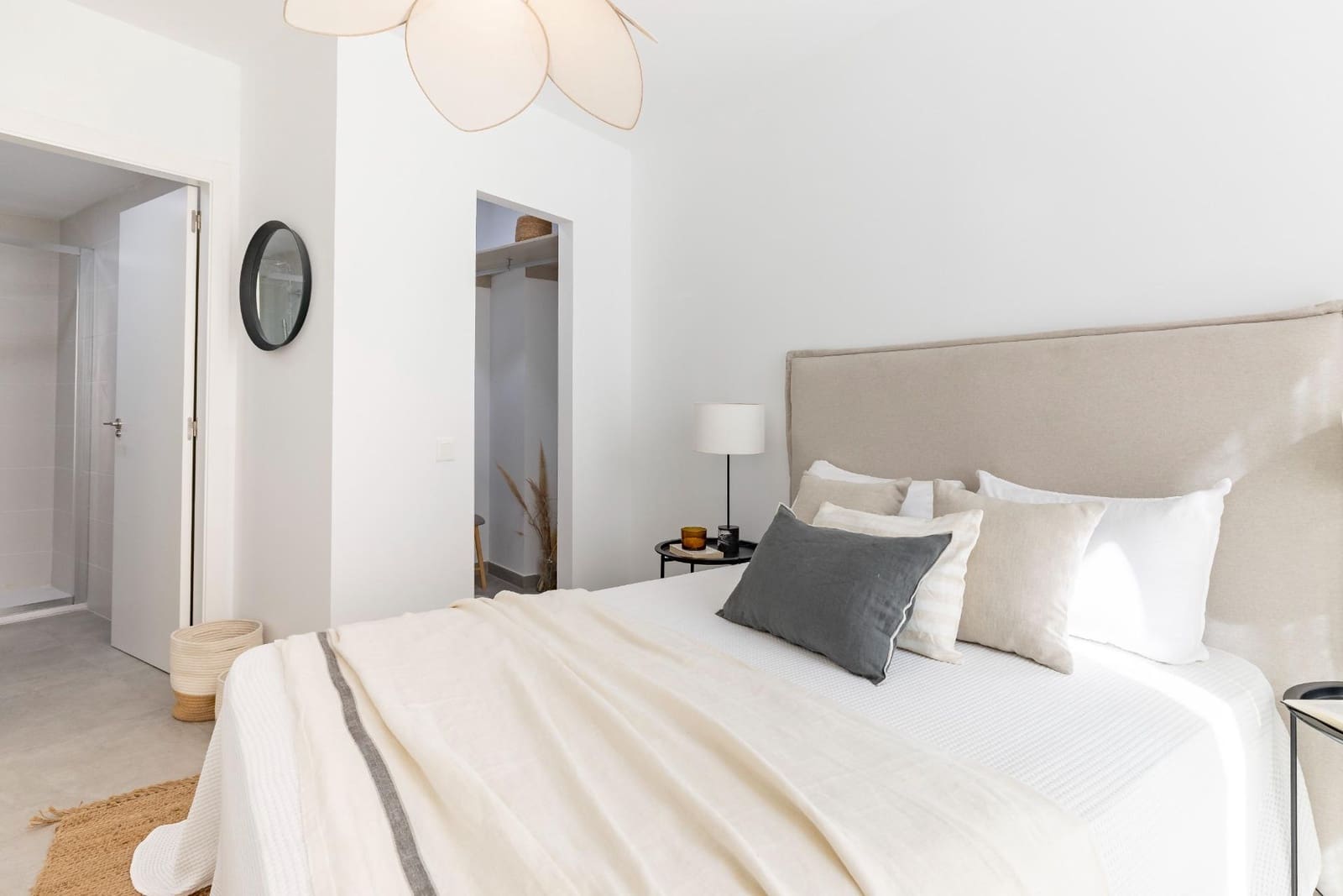 2 bedroom Flat for sale in Manises with pool - € 244,000 (Ref: 9321811)