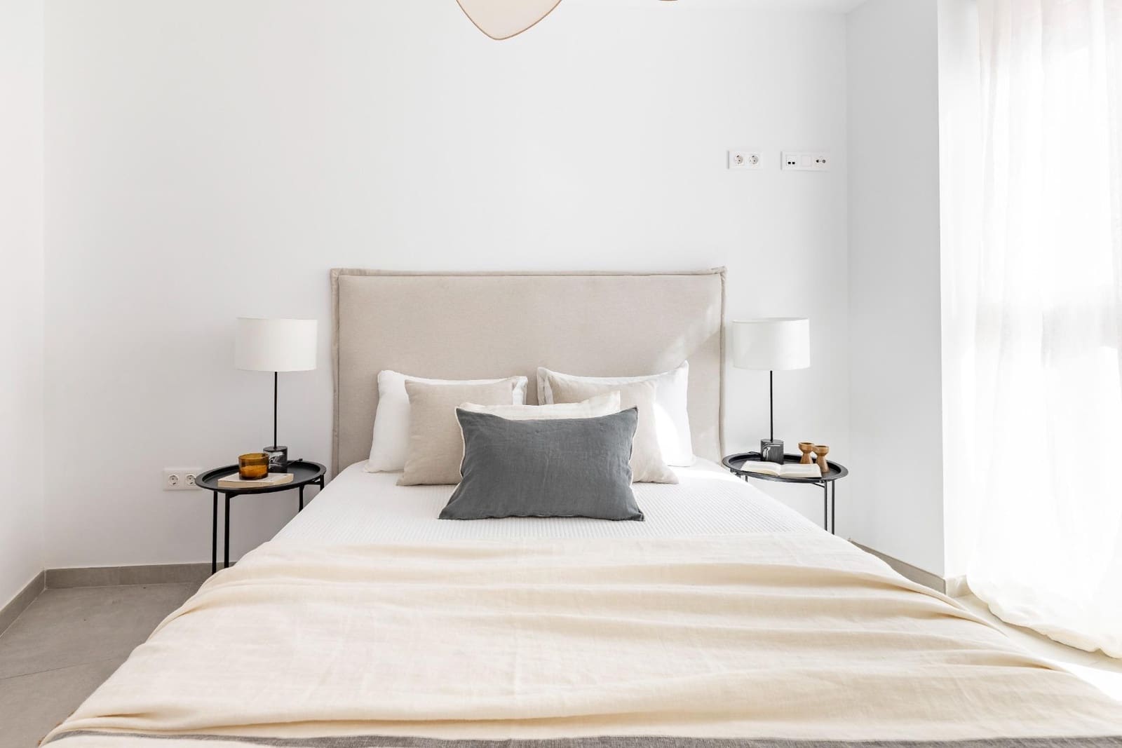 2 bedroom Flat for sale in Manises with pool - € 244,000 (Ref: 9321811)