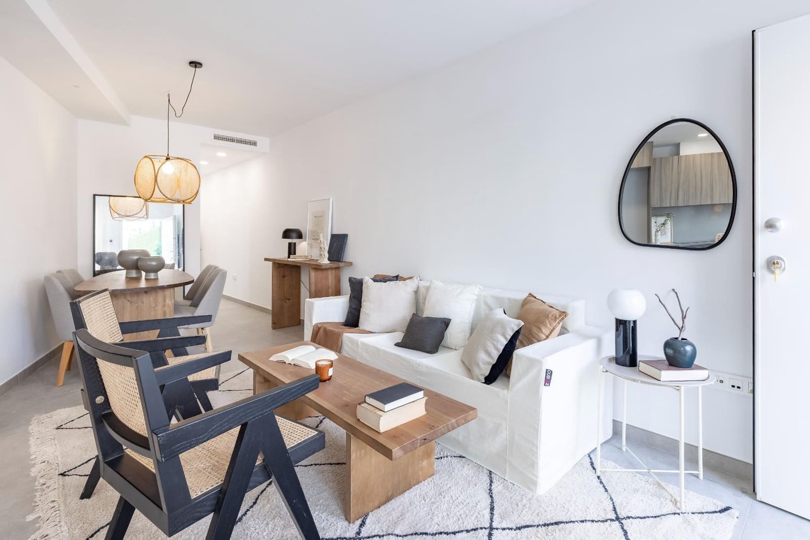 2 bedroom Flat for sale in Manises with pool - € 244,000 (Ref: 9321811)