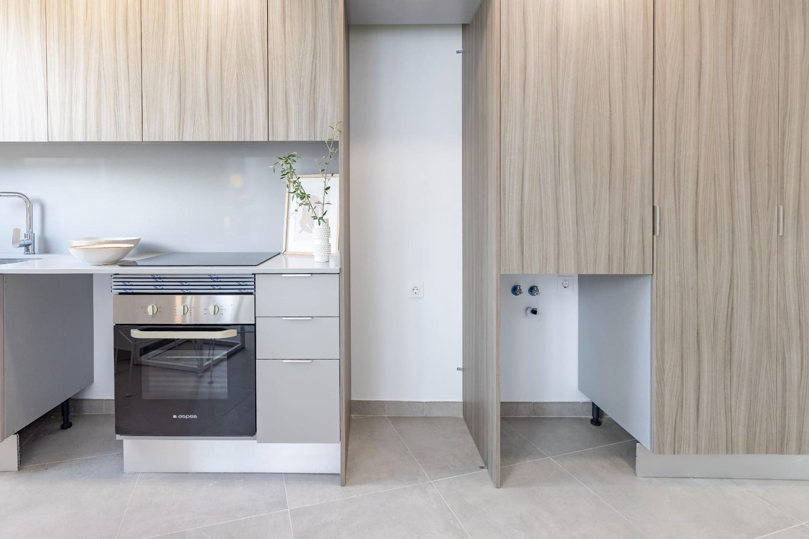 2 bedroom Flat for sale in Manises with pool - € 244,000 (Ref: 9321811)