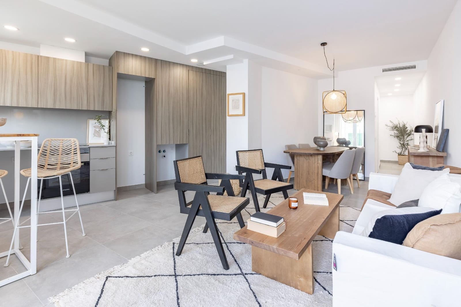 2 bedroom Flat for sale in Manises with pool - € 244,000 (Ref: 9321811)