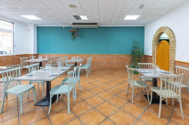 Business for rent in Llíria - € 1,550 (Ref: 9321814)