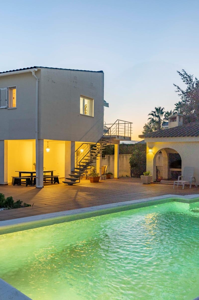 6 soverom Villa til salgs i San Antonio de Benageber med svømmebasseng garasje - € 720 000 (Ref: 9341113)